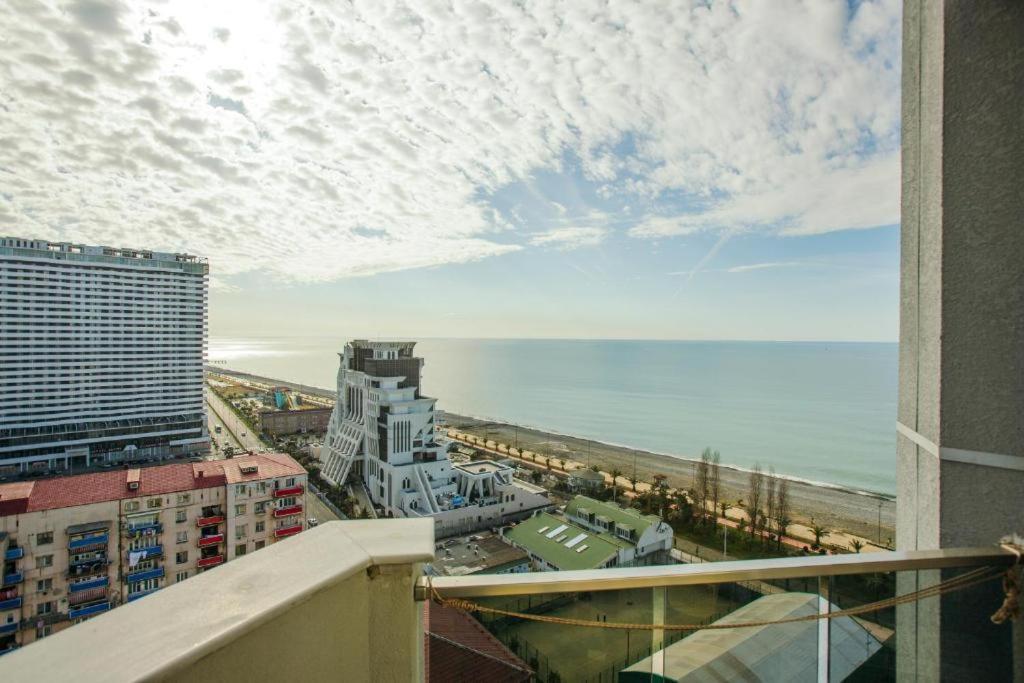 Luxury Apartments Batumi Luaran gambar