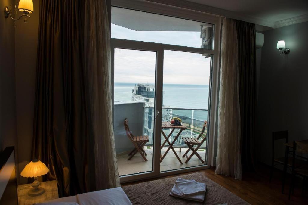 Luxury Apartments Batumi Luaran gambar