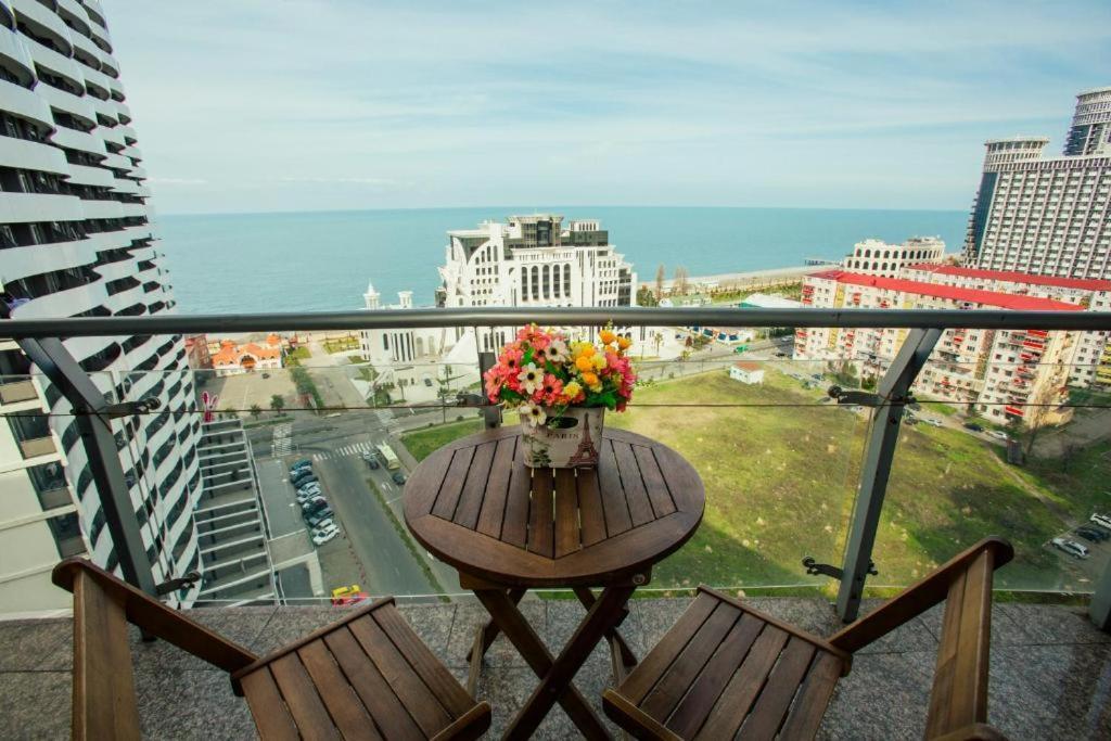 Luxury Apartments Batumi Luaran gambar