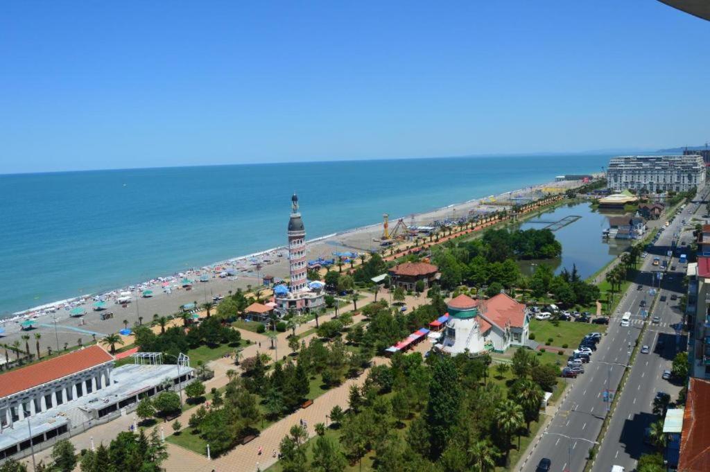 Luxury Apartments Batumi Luaran gambar