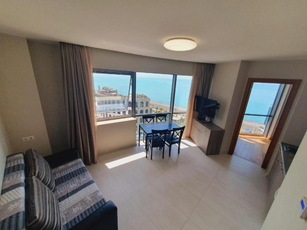 Luxury Apartments Batumi Luaran gambar